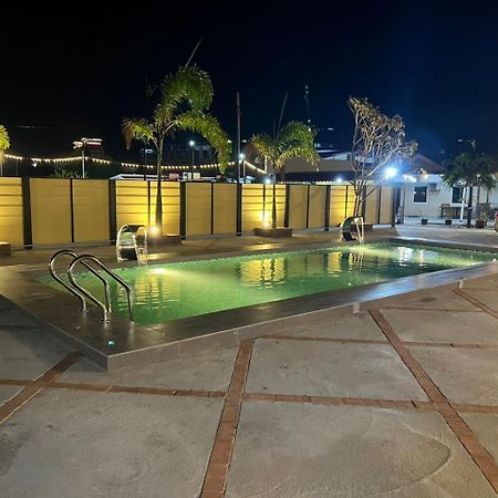 Dhania Cenang Beach Motel Pantai Cenang  Exterior photo